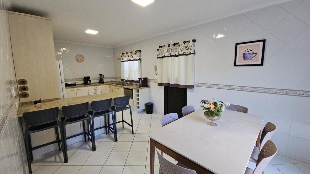 Excelente Casa Bem Localizada Casa de férias